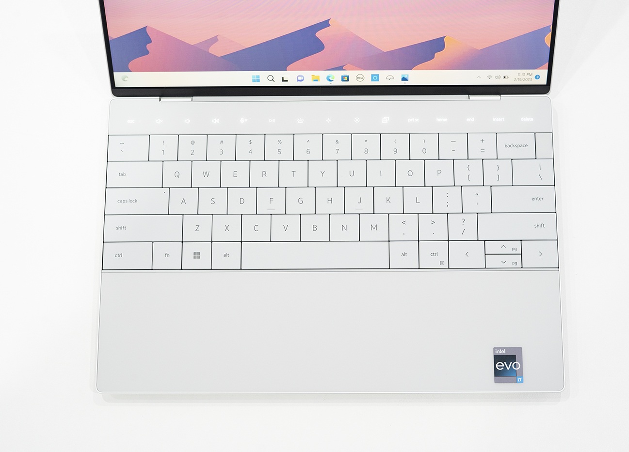 dell xps 9320 màu trắng siêu hiếm cực đẹp